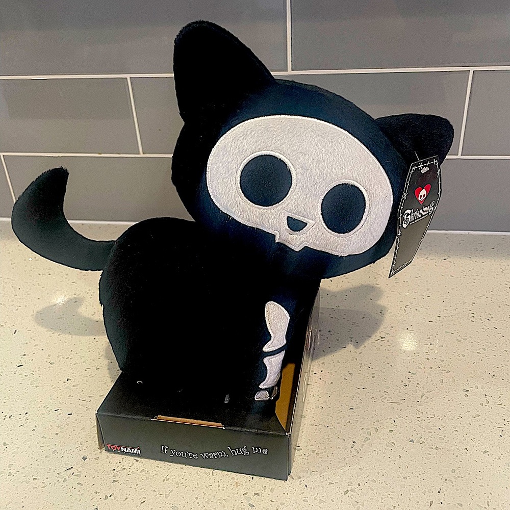 Skelanimals vintage Kit walking 8.5 in with original packaging!